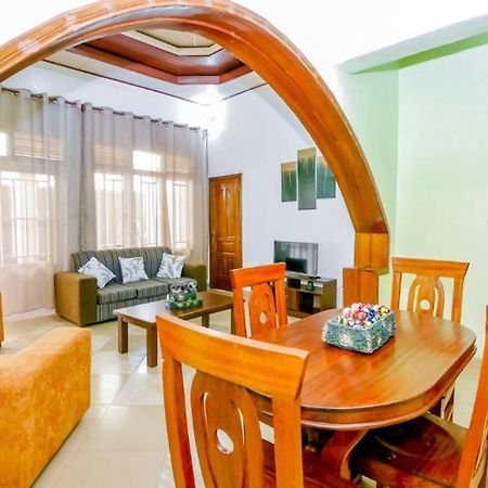 Da Vinci House Bed & Breakfast Kigali Exterior photo